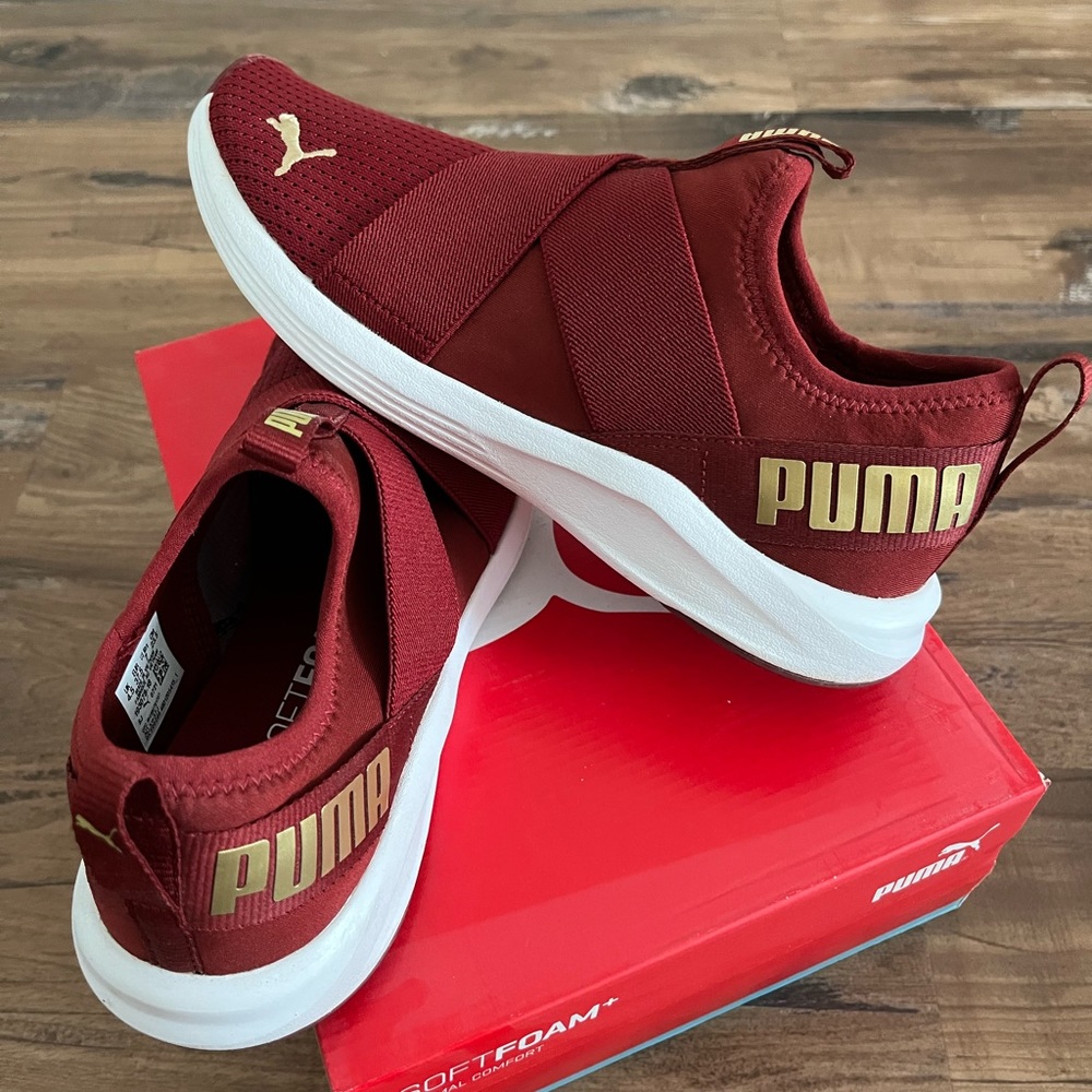 Prowl slip on Pumas women’s shoes size 7
